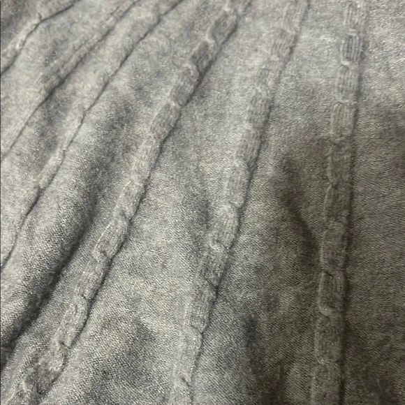 Tahari Gray Crew Neck Sweater - Picture 4 of 6